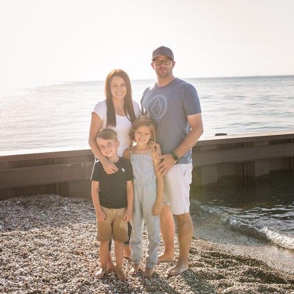 Meet your Posher, Christine - Picture 1 of 1